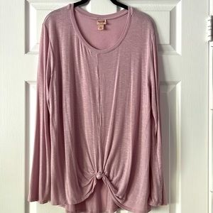 Pre-loved long sleeve u-neck lightweight jersey knotted front @hemline, top.